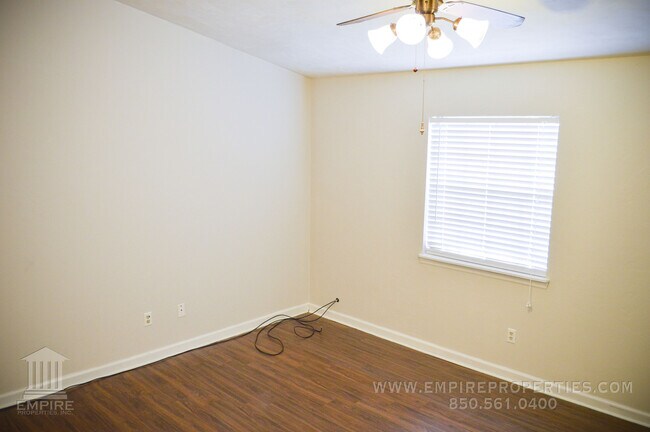Building Photo - Spacious One Bedroom in NW Tallahassee