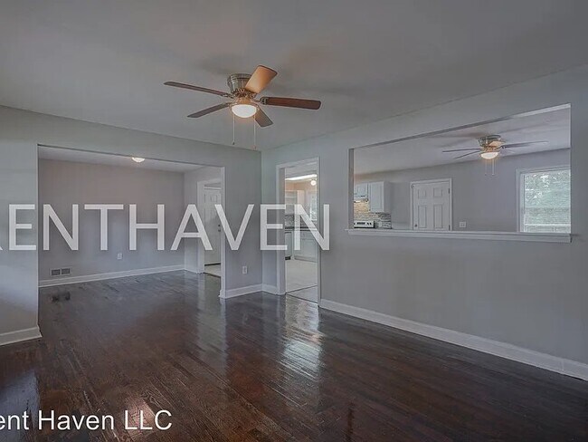 Building Photo - 1114 Leesburg Rd