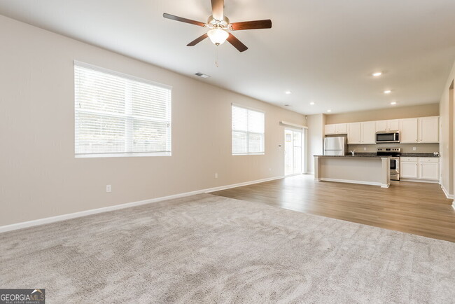 Building Photo - 319 Hamilton Pointe Dr