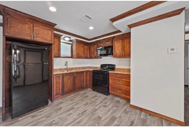 Building Photo - 20774 Stevens