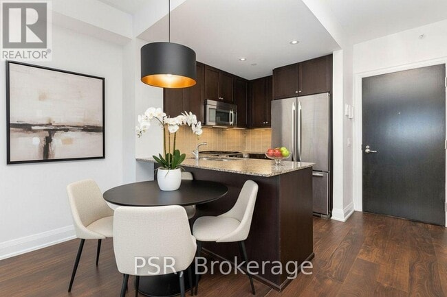 Building Photo - 11 Bronte Rd