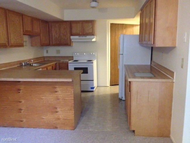 Foto del edificio - 14221 Park St