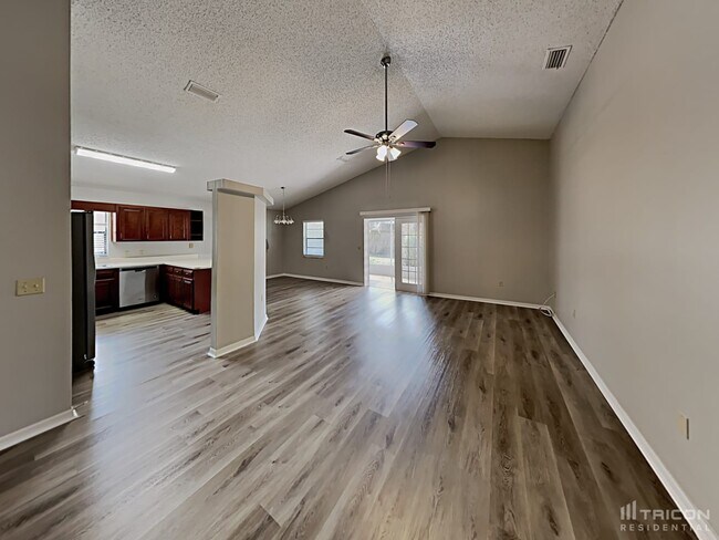 Building Photo - 2715 Wilder Park Dr
