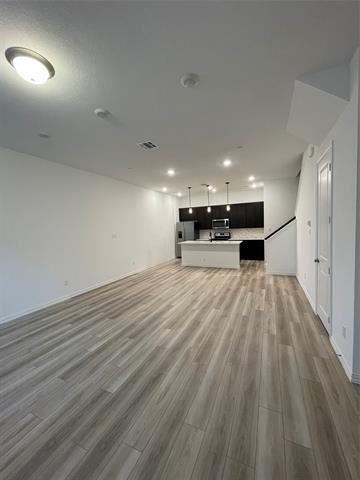 Building Photo - 9907 Tolbert St