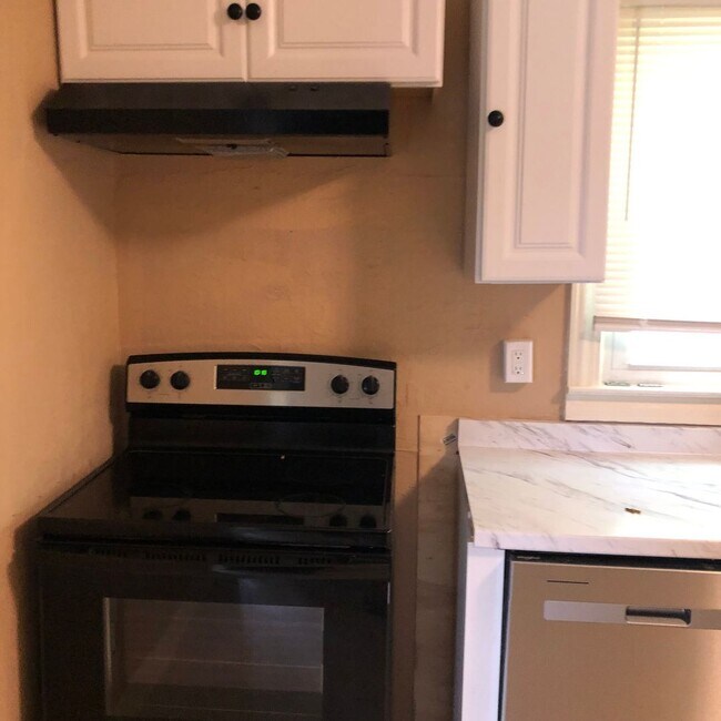 Foto del edificio - Beautiful country settings!  3 Bedroom / 1 bath - Kingsport TN