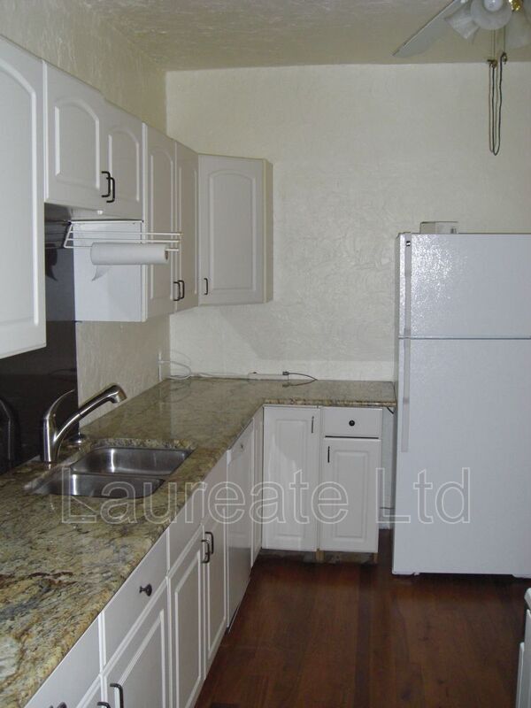 Building Photo - 4020 Lipan St