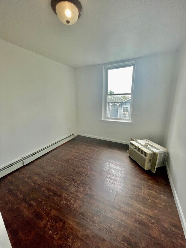 361 Danforth Ave Unit 12, Jersey City, NJ 07305 Apartments in Jersey