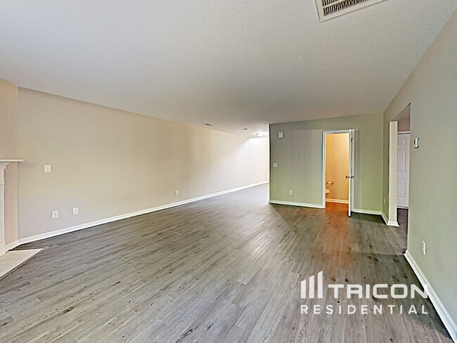 Building Photo - 1710 Ledson Ct