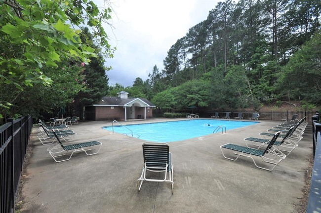 Foto del edificio - 1900 Trailwood Heights Lane, Unit 304