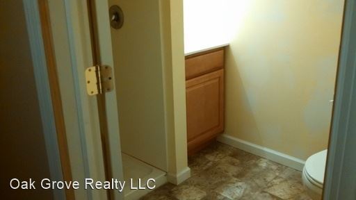 Foto del edificio - 3 br, 1 bath Room For Rent - 1100 Philadel...