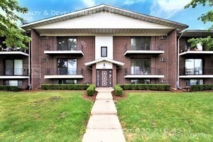 Primary Photo - 1410 Willow Ln