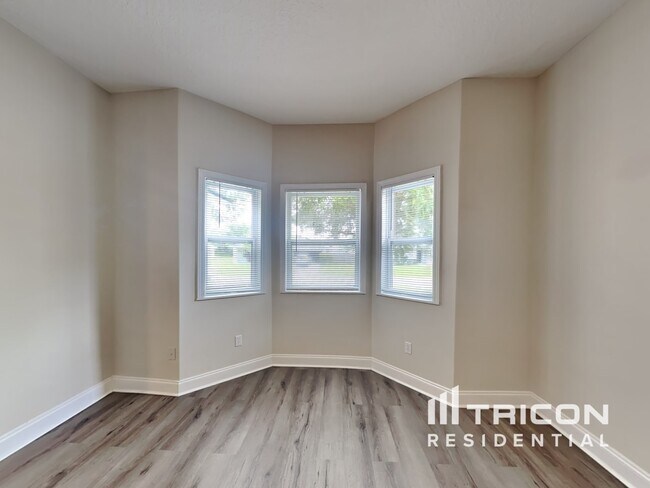 Foto del edificio - 39 Wood Acre Ln