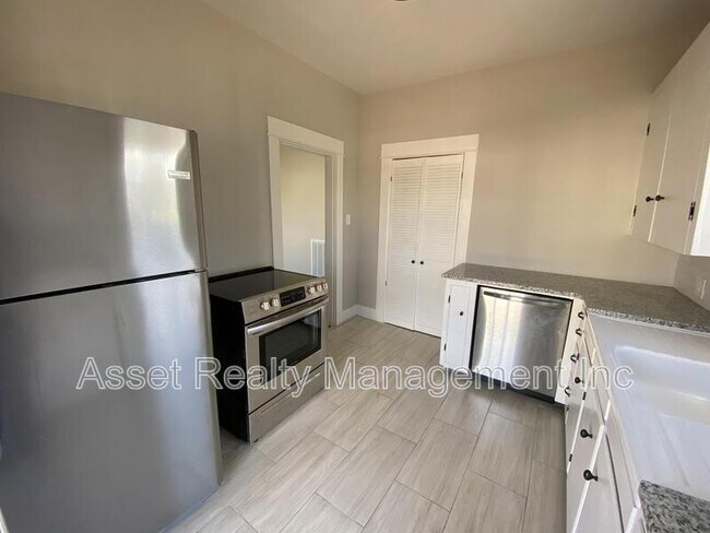 Foto del edificio - 2817 Fairview St
