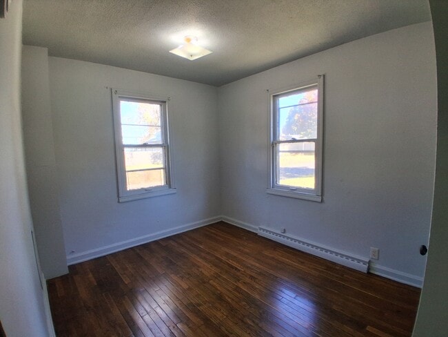 Building Photo - 127 Minnesota Ave