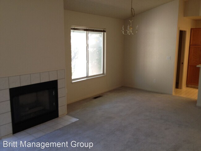 Building Photo - 3 br, 2 bath House - 5064 Cassandra Way