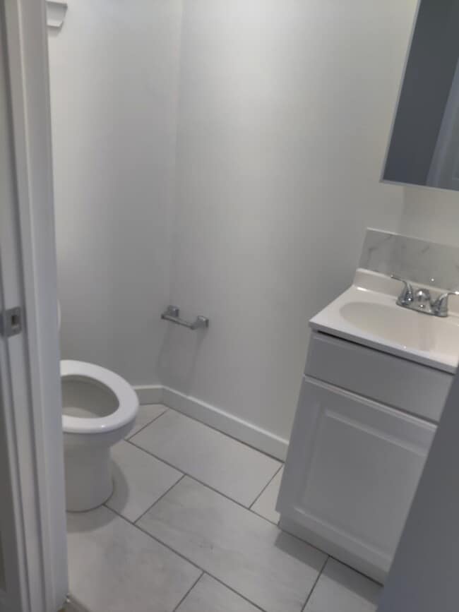 Foto del edificio - 6110 Master St