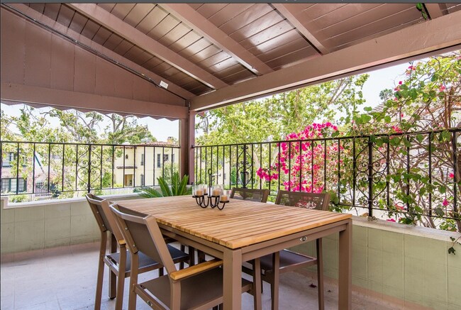 Balcony off Living room - 141 N Mansfield Ave
