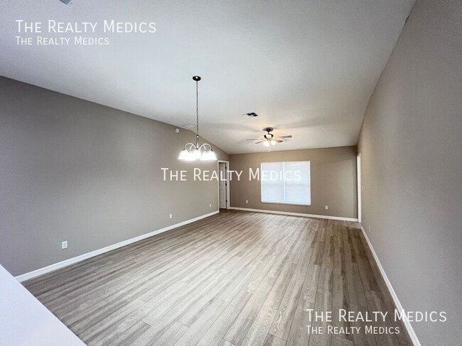 Building Photo - Lovely BRAND NEW 3 Bedroom, 2 Bathroom Hom...