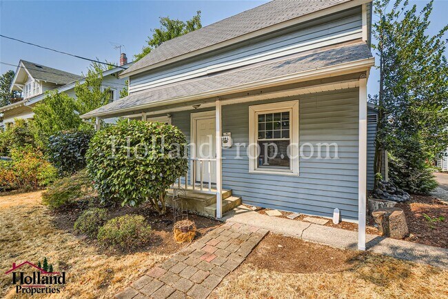 Building Photo - Wonderful 4-bedroom Single-Family Home in Hillsboro! APPLY NOW and get a discount on your first m...