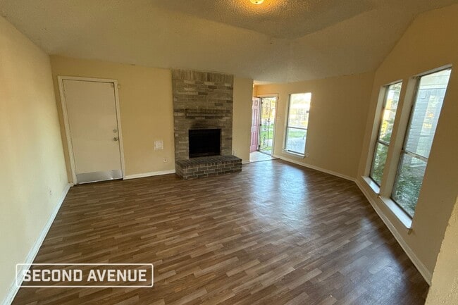 Building Photo - 11618 Roandale Dr