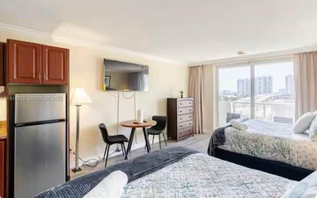 Foto del edificio - 19201 Collins Ave