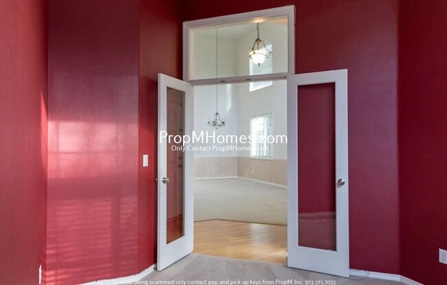 Building Photo - Spacious Three Bedroom Home in Sherwood!