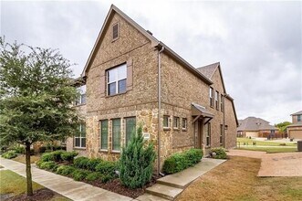 Building Photo - 4408 Blackjack Oak Dr