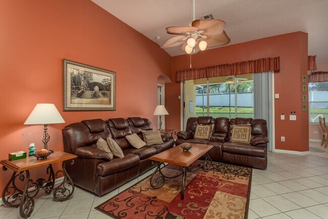 Foto del edificio - 2217 Wyndham Palms Way