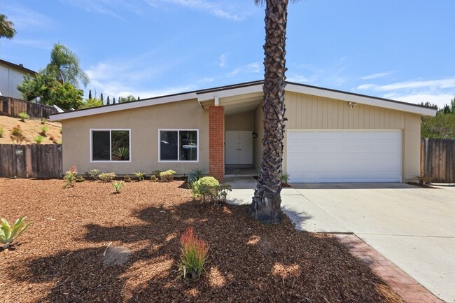 Building Photo - 14545 Hillndale Way