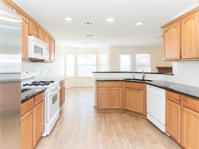 Building Photo - 5509 Rayburn Ln