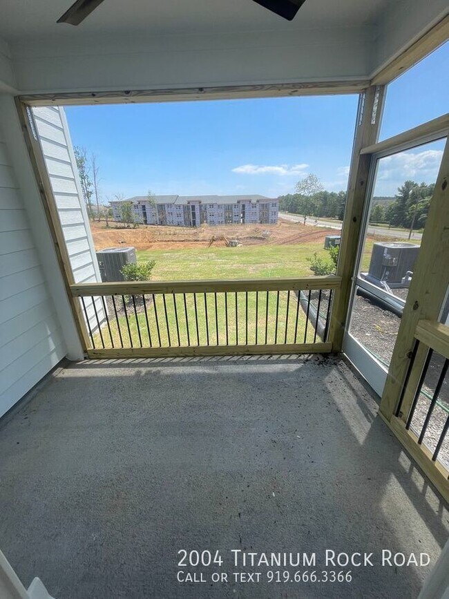 Foto del edificio - Modern 3 Bedroom, 2.5 Bathroom!