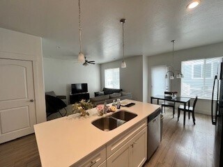 Foto del edificio - 1545 N 3860 W