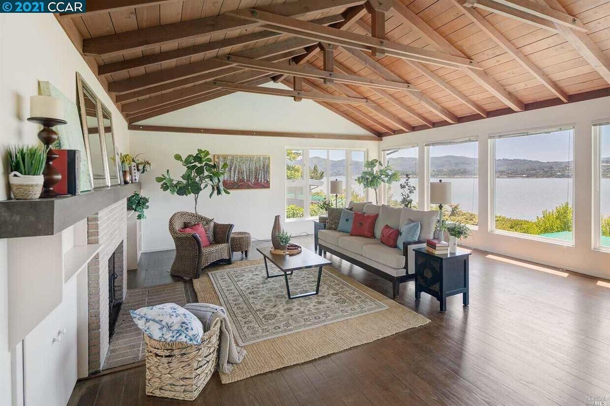 Foto principal - 532 Virginia Dr