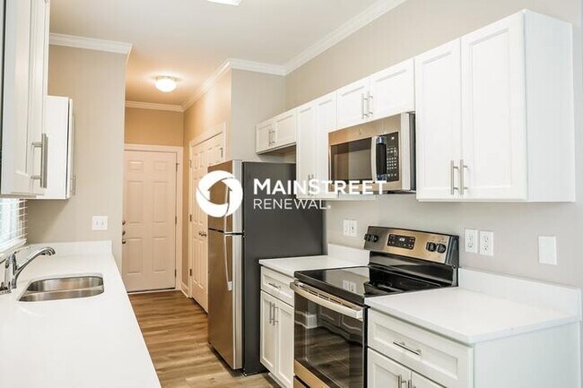 Foto del edificio - 4 Bedroom Pet-Friendly Home in GREENSBORO,...