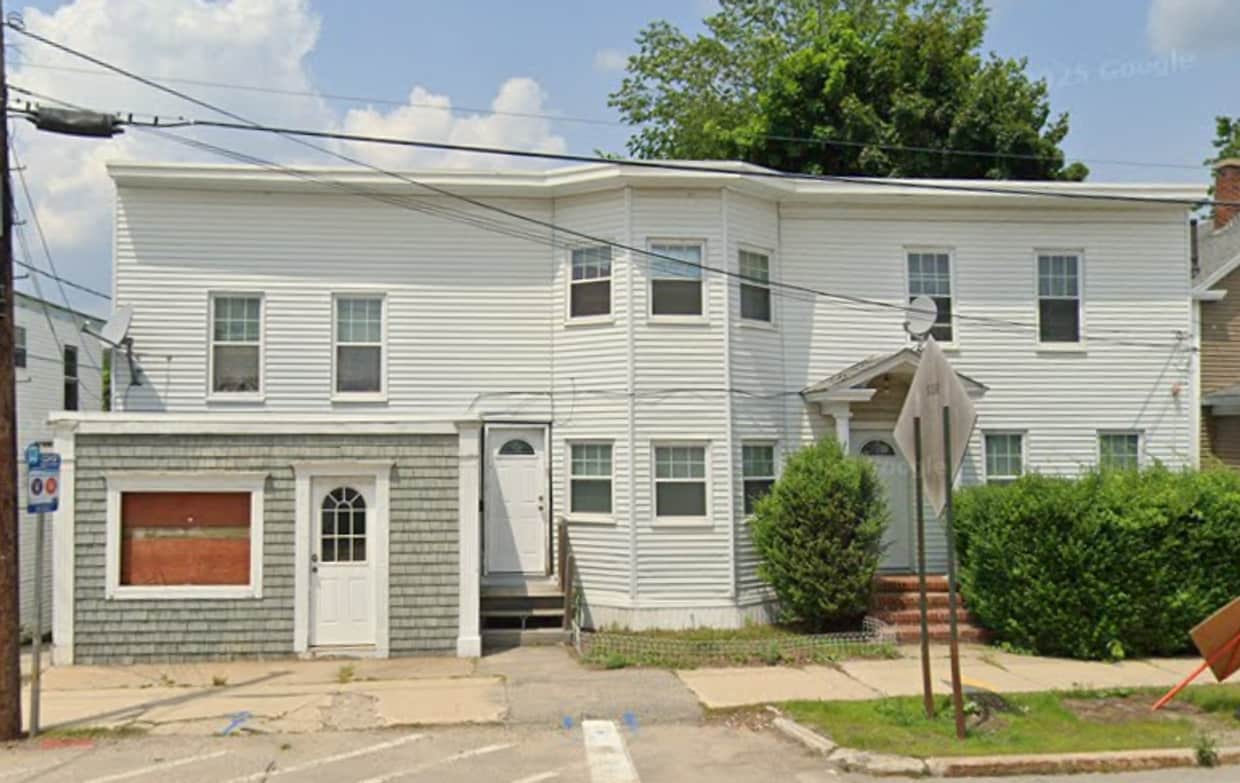 Foto del edificio - 125 N Main St