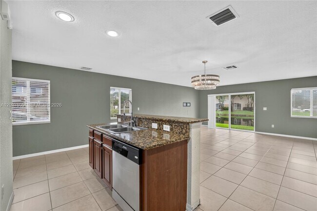 Foto del edificio - 8968 Lancaster St