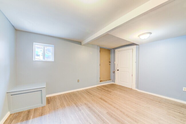 Foto del edificio - Available APRIL- Great 3 Bedroom Brick Hom...