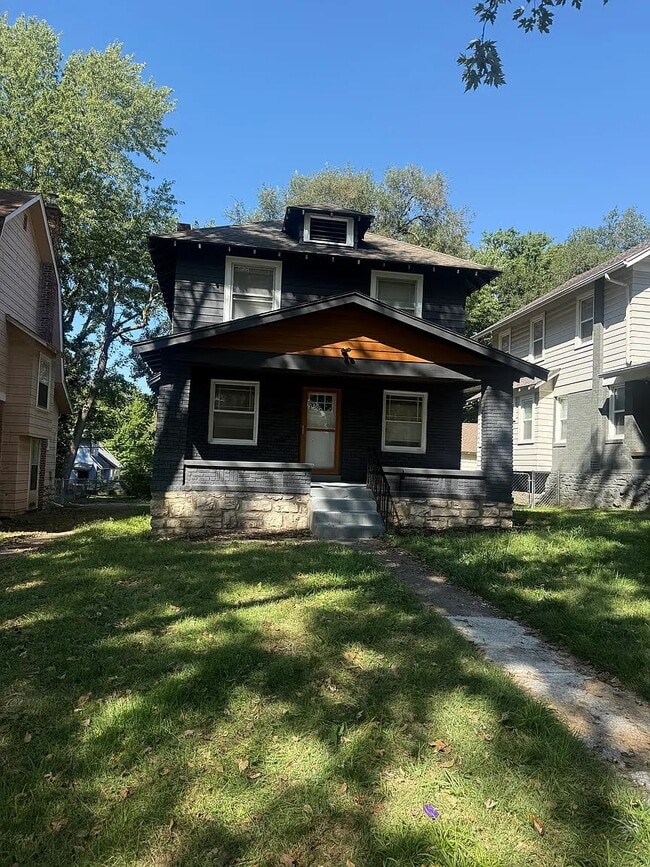 Building Photo - 6210 Harrison St