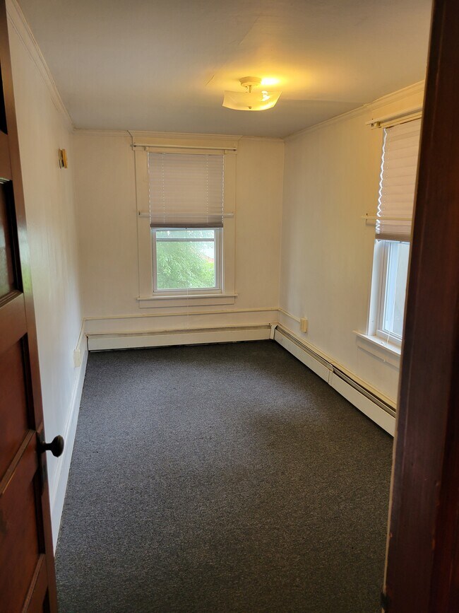 Dormitorio 2 - 83 Elkins St