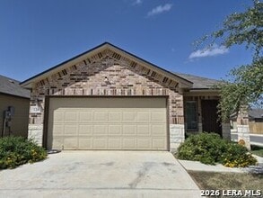 Building Photo - 120 Middle Grn Lp