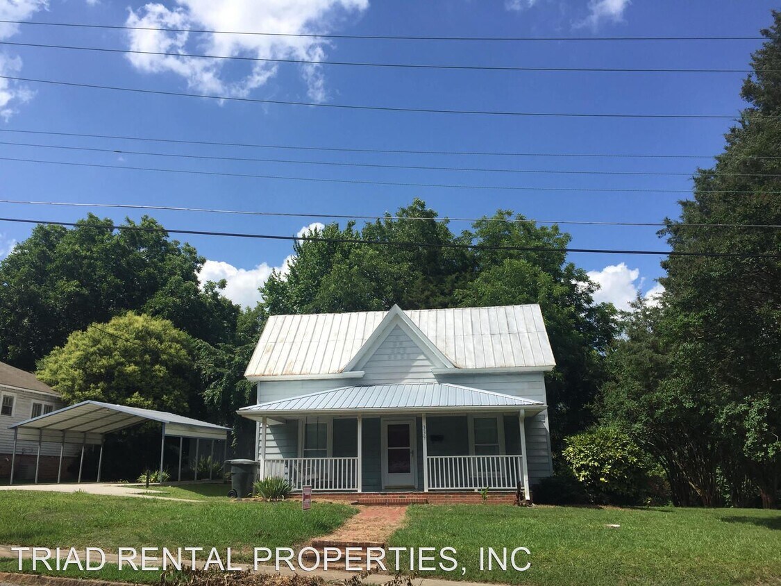 Foto principal - 3 br, 1 bath House - 339 WORTH ST.