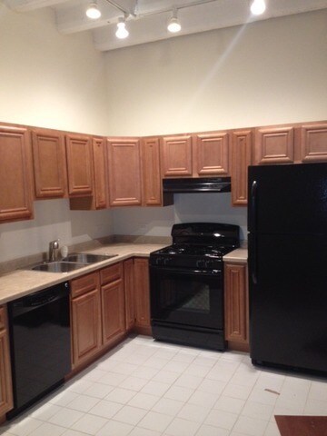 Photo - 4015 N Milwaukee Ave Apartments