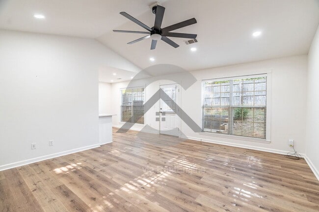 Foto del edificio - 202 Wild Ivy Cove