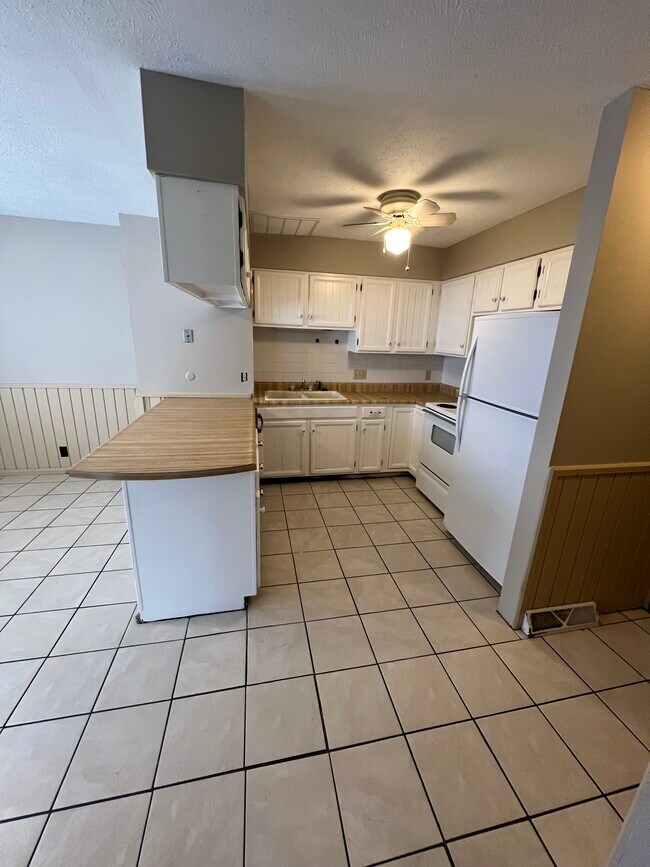 Foto del edificio - 1026 State St