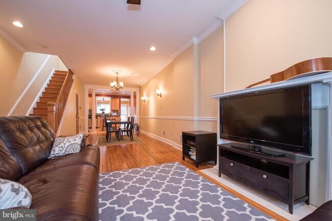 Foto del edificio - 3205 Hudson St