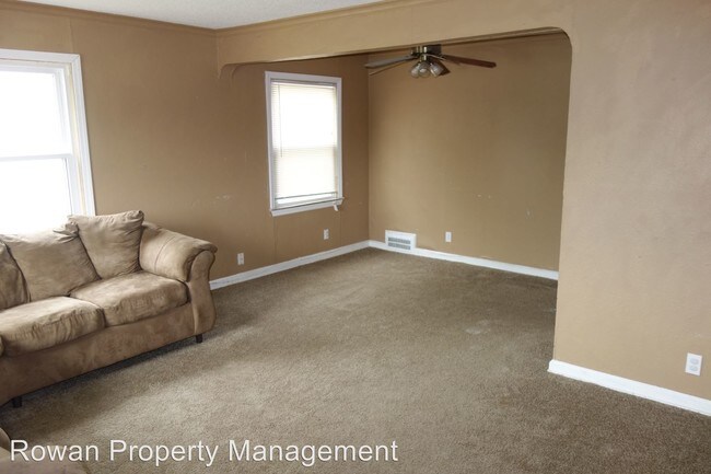 Foto del edificio - 5417 Swope Pkwy