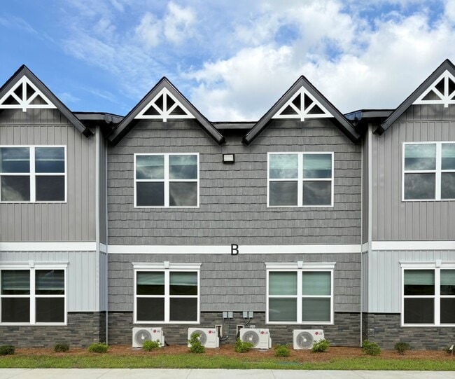 Building Photo - Platform Dothan
