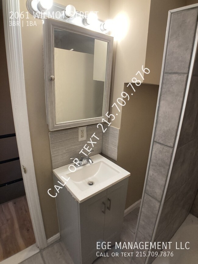 Foto del edificio - Newly Renovated Cozy Single Family Gem! We...