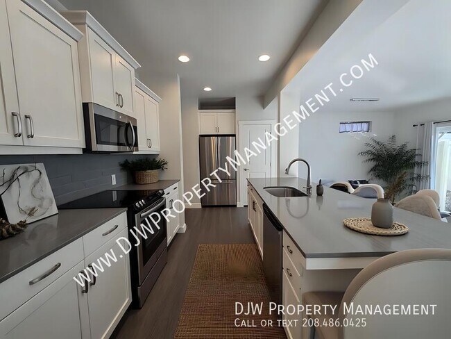 Foto del edificio - 2351 E Danzee Dr