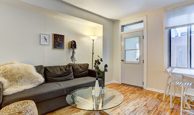 Photo du bâtiment - 4205 Rivard St